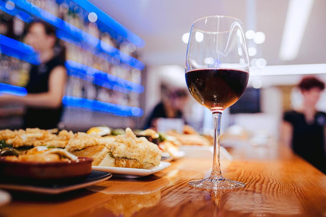 Hotel&Bar Ducay أوليتي المظهر الخارجي الصورة