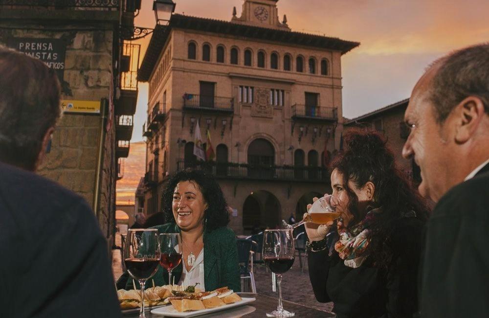 Hotel&Bar Ducay أوليتي المظهر الخارجي الصورة