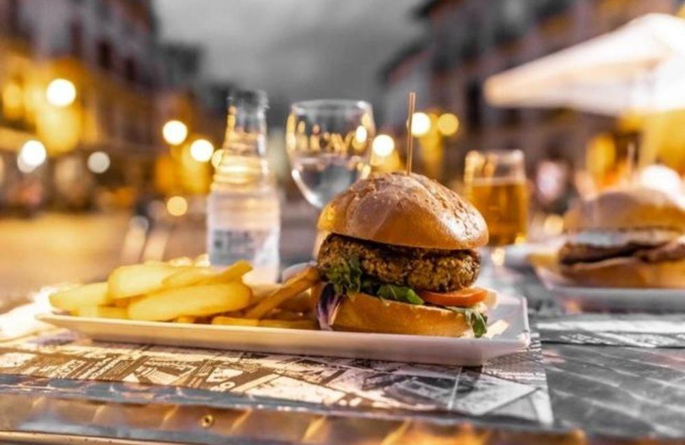 Hotel&Bar Ducay أوليتي المظهر الخارجي الصورة