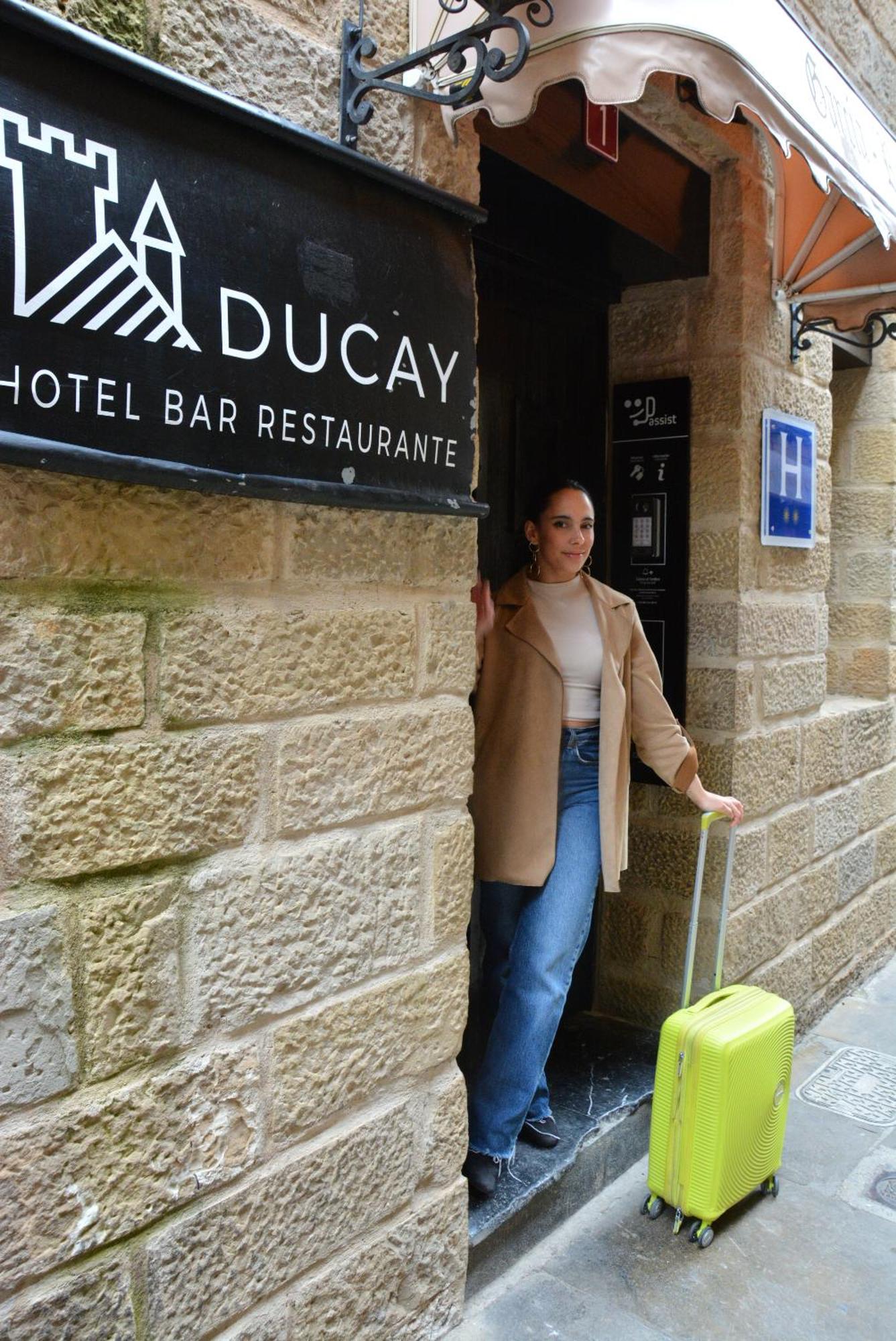 Hotel&Bar Ducay أوليتي المظهر الخارجي الصورة