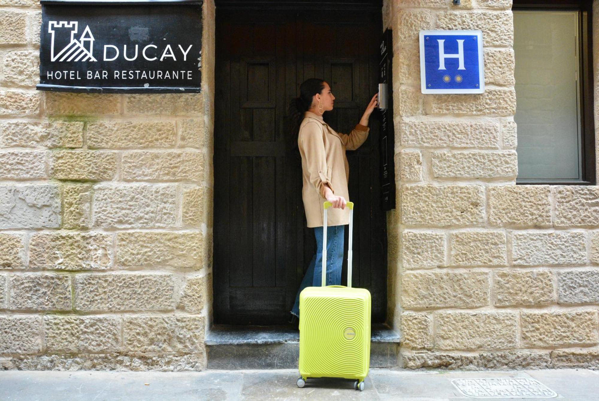 Hotel&Bar Ducay أوليتي المظهر الخارجي الصورة