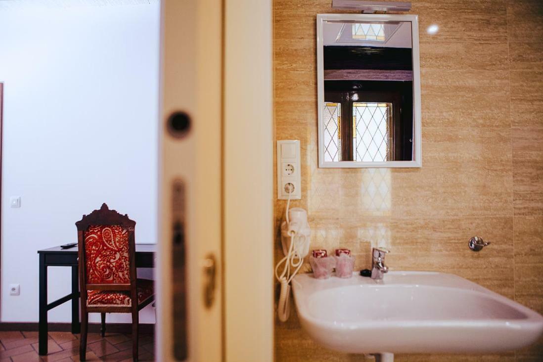 Hotel&Bar Ducay أوليتي المظهر الخارجي الصورة