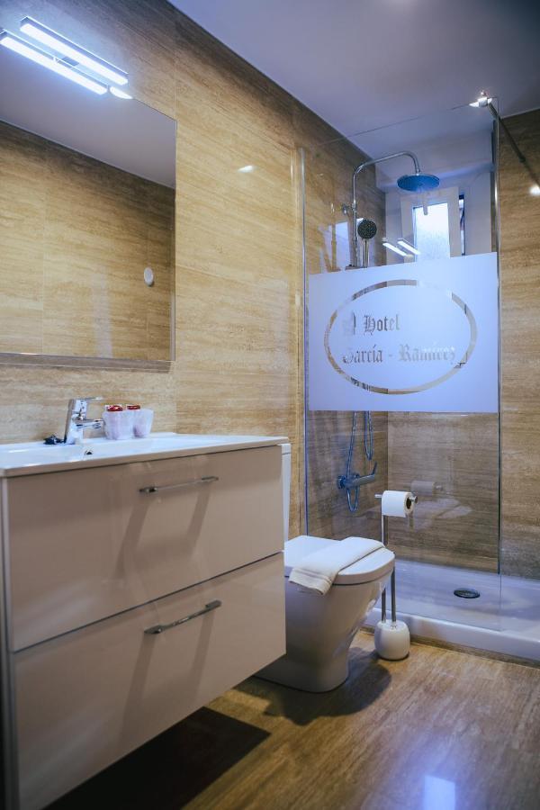Hotel&Bar Ducay أوليتي المظهر الخارجي الصورة